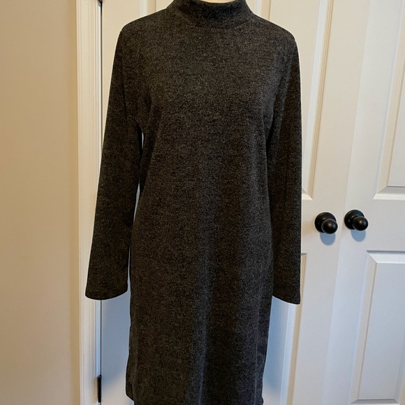 Banana Republic Factory sweater dress size LP - Picture 2 of 5